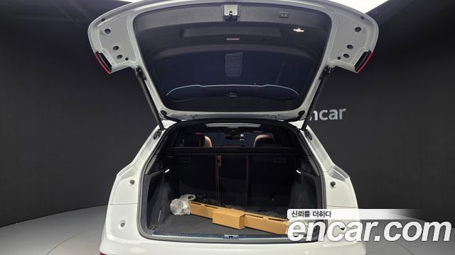 Audi Q5 (FY) 45 TFSI Quattro Premium 2024 — фото 19