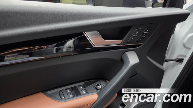 Audi Q5 (FY) 45 TFSI Quattro Premium 2024 — фото 27