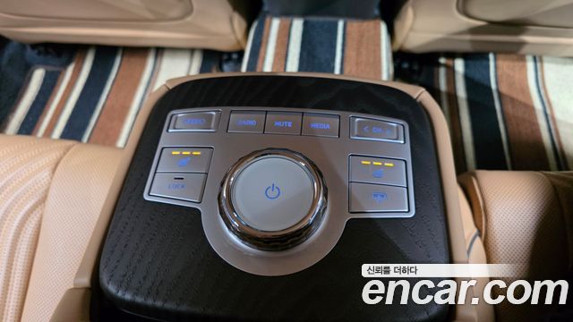 Genesis G80 (RG3) Gasoline 2.5 Turbo 2WD 2023 — фото 23