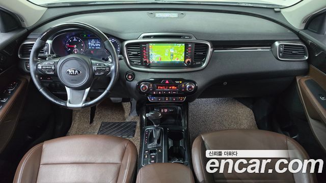 Kia Sorento Diesel 2.0 2WD Noblesse 2016 — фото 7