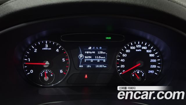Kia Sorento Diesel 2.0 2WD Noblesse 2016 — фото 8