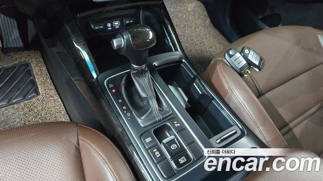 Kia Sorento Diesel 2.0 2WD Noblesse 2016 — фото 9