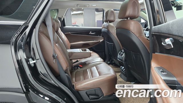Kia Sorento Diesel 2.0 2WD Noblesse 2016 — фото 11