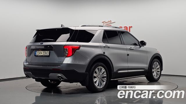 Ford Explorer (VI) 2.3 LimIted 4WD 2021 — фото 2