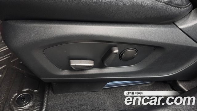 Ford Explorer (VI) 2.3 LimIted 4WD 2021 — фото 30