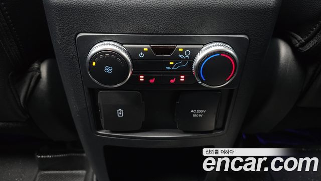 Ford Explorer (VI) 2.3 LimIted 4WD 2021 — фото 32
