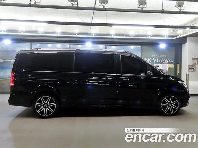 Mercedes-Benz V-Class V300 CDI W447 2021 — фото 5