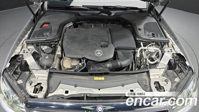 Mercedes-Benz E-Class (W213) E220d Exclusive 2017 — фото 6
