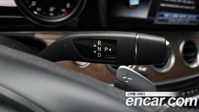 Mercedes-Benz E-Class (W213) E220d Exclusive 2017 — фото 9