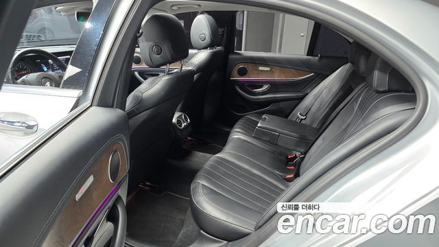 Mercedes-Benz E-Class (W213) E220d Exclusive 2017 — фото 12