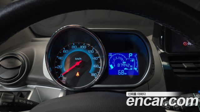 Chevrolet Spark LS+ 2015 — фото 8