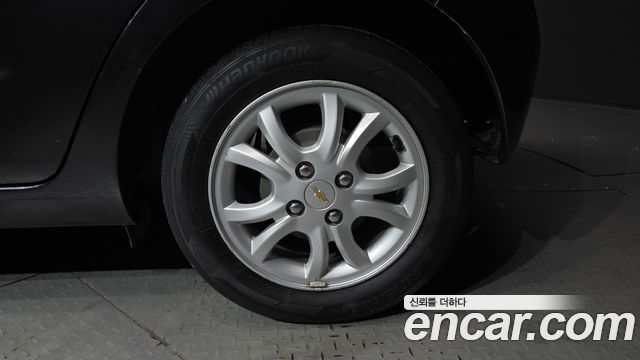 Chevrolet Spark LS+ 2015 — фото 21