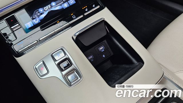 Hyundai Grandeur (IG) 2.5 Le Blanc 2023 — фото 9