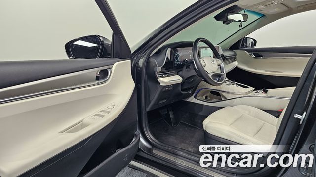 Hyundai Grandeur (IG) 2.5 Le Blanc 2023 — фото 10