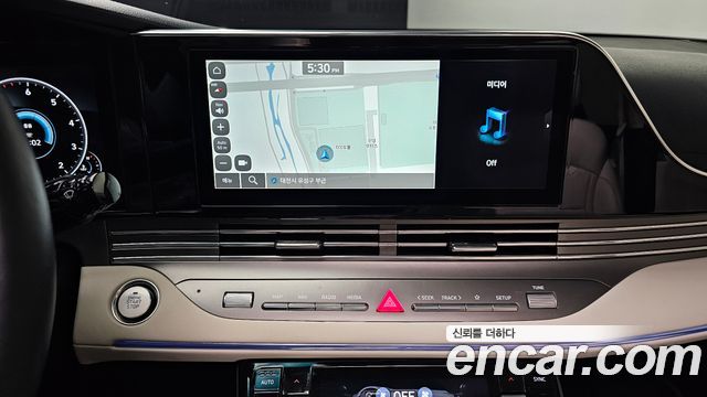 Hyundai Grandeur (IG) 2.5 Le Blanc 2023 — фото 13