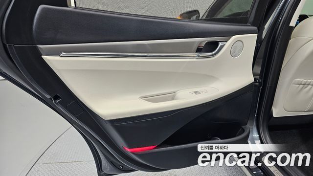 Hyundai Grandeur (IG) 2.5 Le Blanc 2023 — фото 25