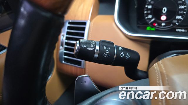 Land Rover Range Rover (IV) 5.0 SC AB 2019 — фото 29