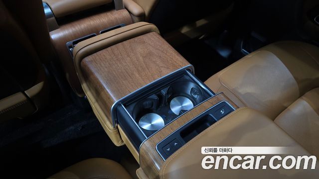 Land Rover Range Rover (IV) 5.0 SC AB 2019 — фото 35