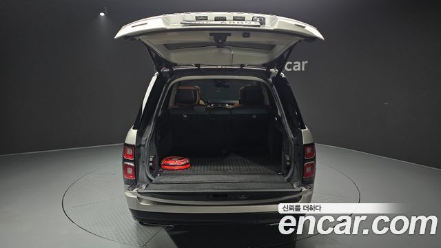Land Rover Range Rover (IV) 5.0 SC AB 2019 — фото 40