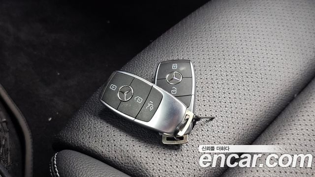 Mercedes-Benz C-Class (W205) C200 AMG Line 2021 — фото 28