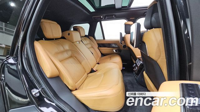 Land Rover Range Rover (IV) 5.0 SC Range Rover Fifty 2021 — фото 11