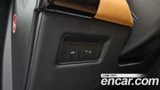 Land Rover Range Rover (IV) 5.0 SC Range Rover Fifty 2021 — фото 29