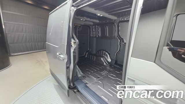 Kia PV5 Cargo Long Long Range Basic 2026 — фото 12