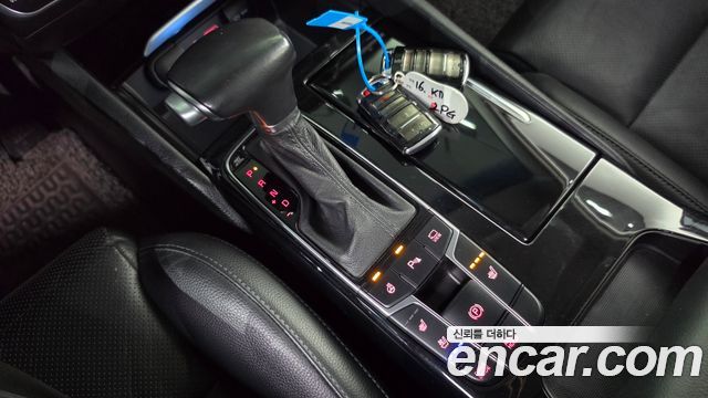 Kia K7 3.0 LPI Luxury (Rental Car) 2018 — фото 9