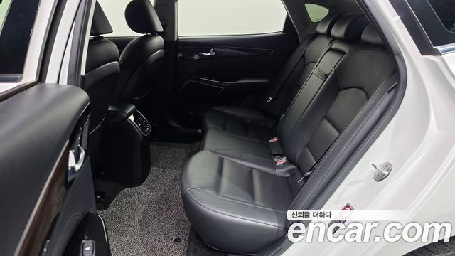 Kia K7 3.0 LPI Luxury (Rental Car) 2018 — фото 11