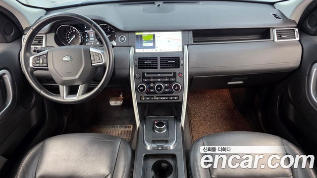 Land Rover Discovery Sport 2.0 TD4 SE 2019 — фото 7