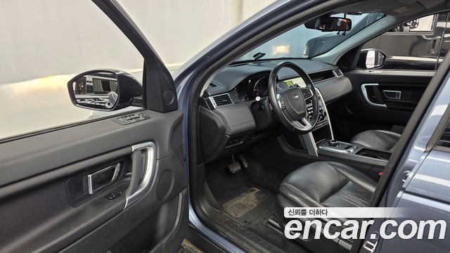 Land Rover Discovery Sport 2.0 TD4 SE 2019 — фото 10