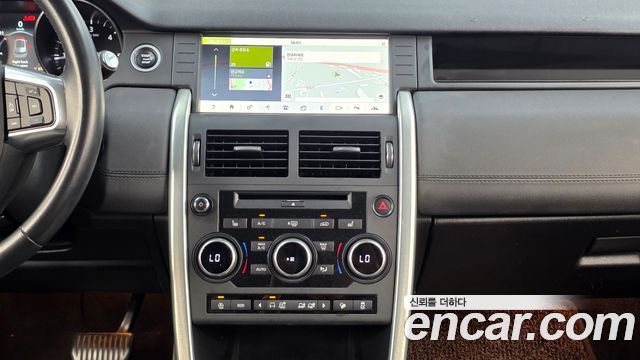 Land Rover Discovery Sport 2.0 TD4 SE 2019 — фото 14