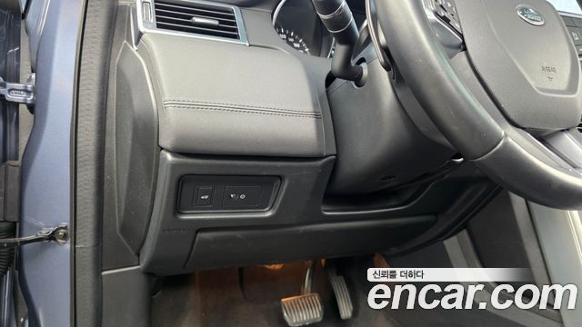 Land Rover Discovery Sport 2.0 TD4 SE 2019 — фото 16