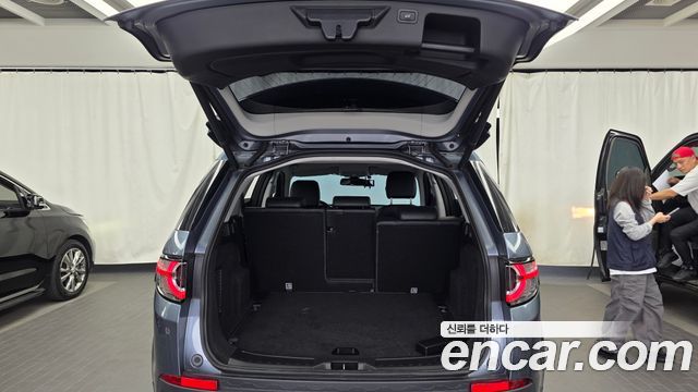 Land Rover Discovery Sport 2.0 TD4 SE 2019 — фото 20