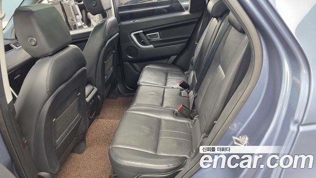 Land Rover Discovery Sport 2.0 TD4 SE 2019 — фото 26