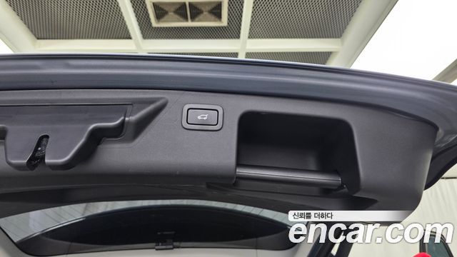 Land Rover Discovery Sport 2.0 TD4 SE 2019 — фото 27