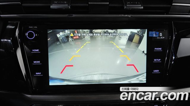 KG Mobility (SsangYong) Beautiful Korando Gasoline 1.5 2WD C7 2023 — фото 15