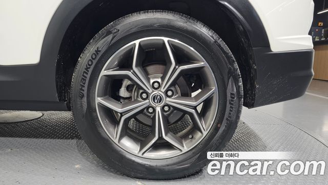 KG Mobility (SsangYong) Beautiful Korando Gasoline 1.5 2WD C7 2023 — фото 21