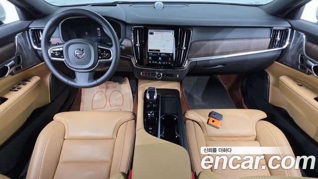 Volvo S90 B6 AWD Ultra Bright 2025 — фото 7