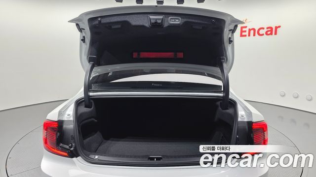 Volvo S90 B6 AWD Ultra Bright 2025 — фото 20