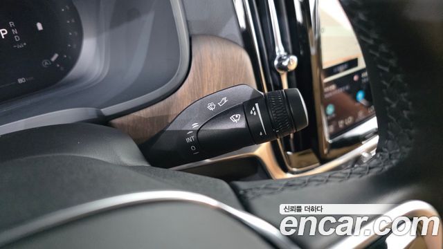 Volvo S90 B6 AWD Ultra Bright 2025 — фото 28