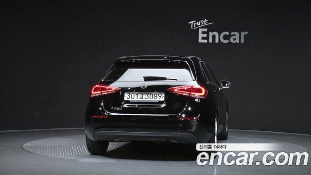 Mercedes-Benz A-Class (W177) A220 Hatchback 2019 — фото 4