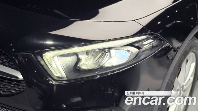 Mercedes-Benz A-Class (W177) A220 Hatchback 2019 — фото 28