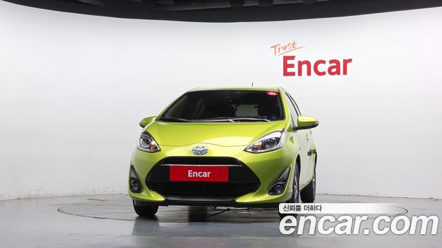Toyota Prius C 1.5 2018 — фото 3