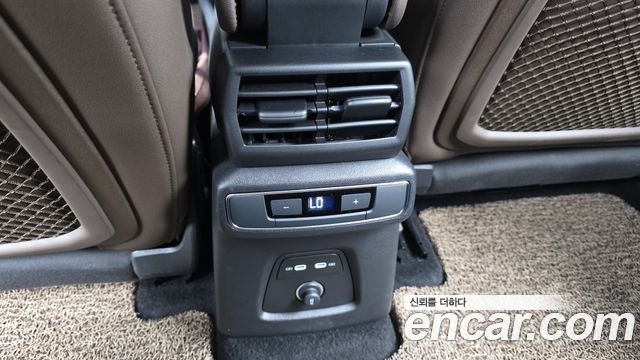 Audi Q4 e-tron (F4) 45 Premium 2025 — фото 18