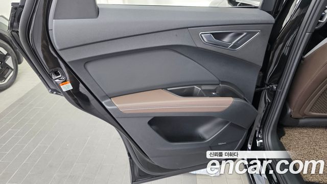 Audi Q4 e-tron (F4) 45 Premium 2025 — фото 25