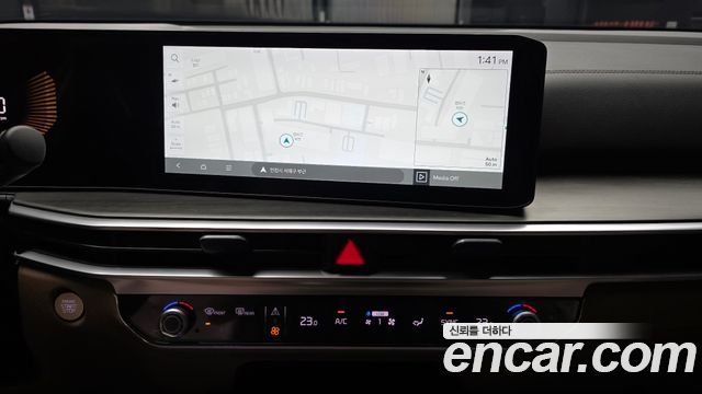 Kia Sorento (IV) Gasoline 2.5T 2WD Prestige 2024 — фото 14