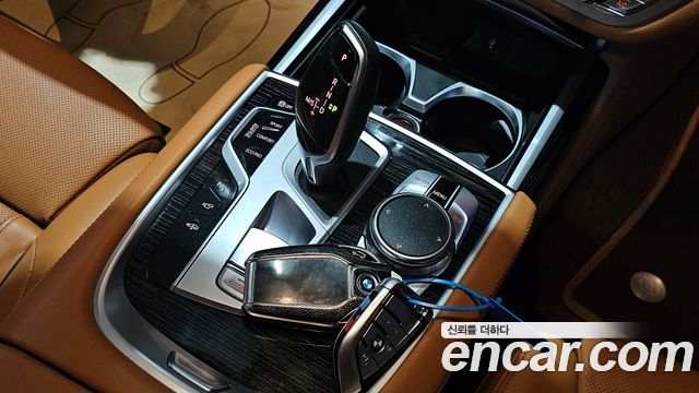 BMW 7 Series (G11) 740Li xDrive M Sport Package 2019 — фото 9