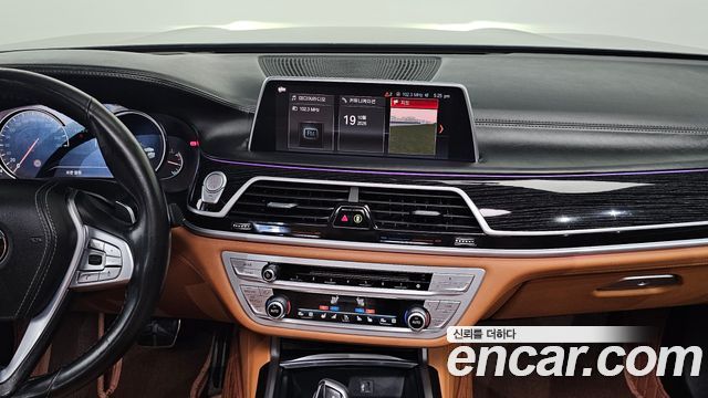 BMW 7 Series (G11) 740Li xDrive M Sport Package 2019 — фото 13