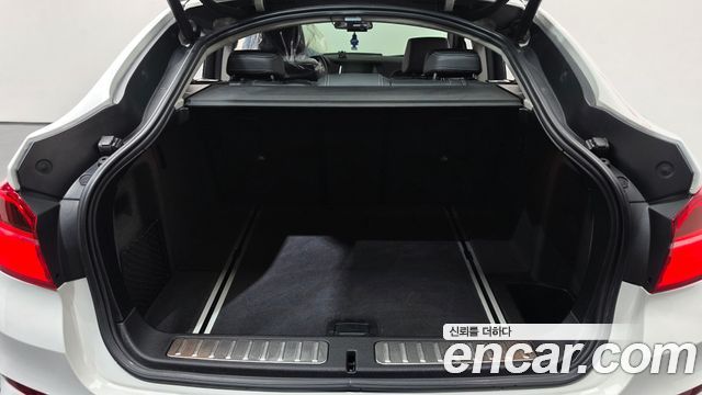 BMW X4 (F26) xDrive20d 2017 — фото 19